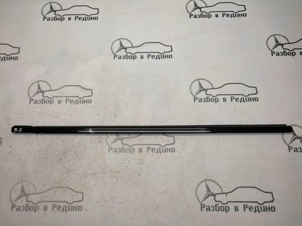 Молдинг стекла двери MERCEDES-BENZ CLC-класс CL203 (2008 - 2011) фото 1 — Разборка Мерседес