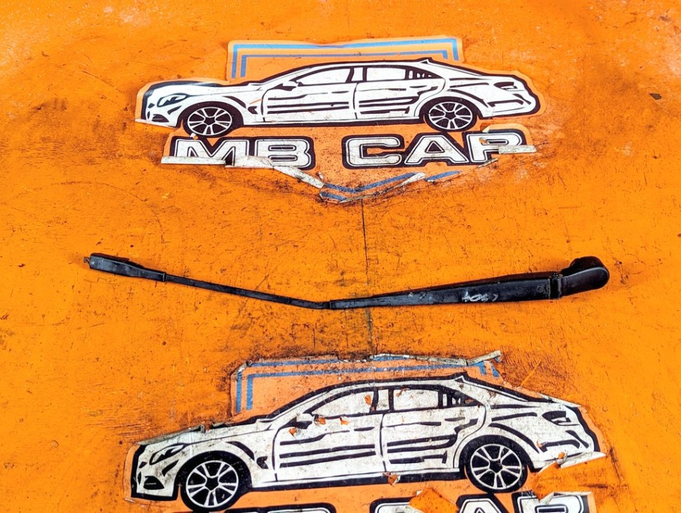 Поводок дворников MERCEDES-BENZ R-класс W251 рестайлинг (2007 - 2010) R 350d 3.0 4MATIC 7G-Tronic (224 л.с.) фото 1 &mdash; Разборка Мерседес