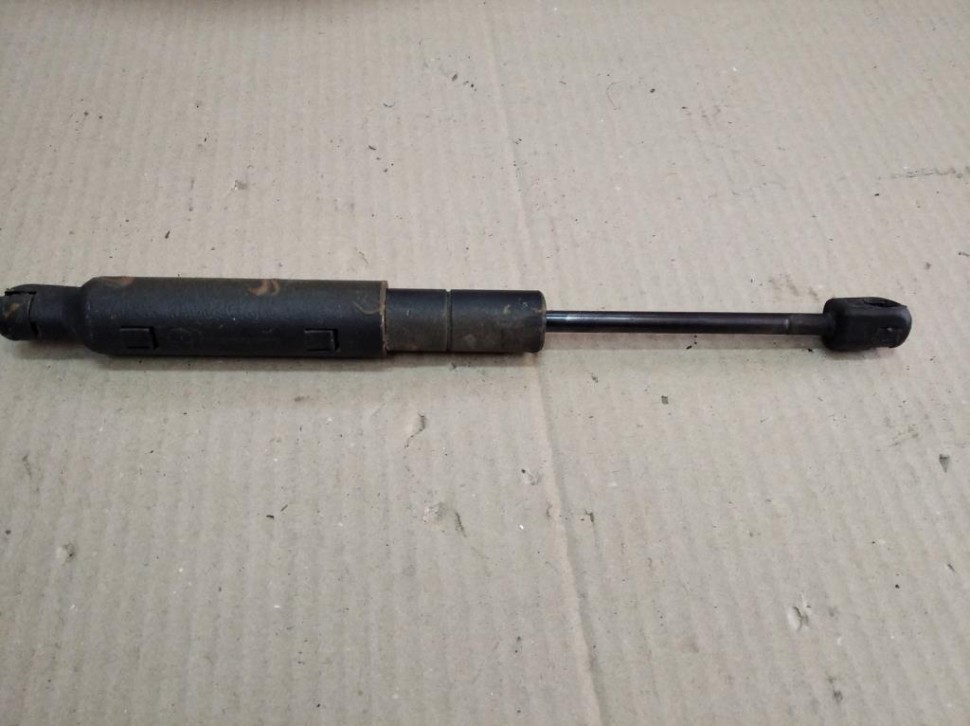 Амортизатор капота MERCEDES-BENZ S-класс W221 (2005 - 2009) фото 1 — Разборка Мерседес