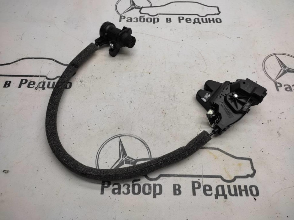 Замок багажника MERCEDES-BENZ C-класс W204/S204 (2006 - 2011) фото 1 — Разборка Мерседес