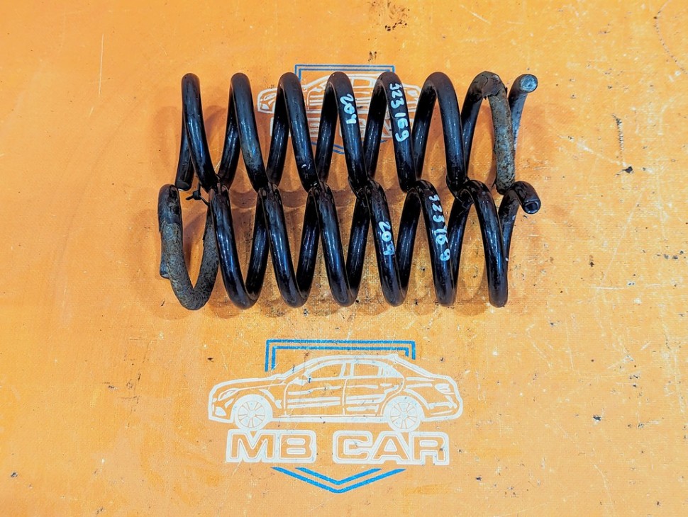 Пружина задняя MERCEDES-BENZ C-класс W204/S204/С204 рестайлинг (2011 - 2015) фото 1 — Разборка Мерседес