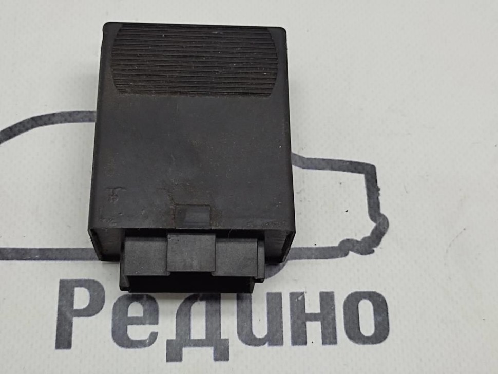 Реле обогрева стекла MERCEDES-BENZ Vito W638 (1996 - 2003) фото 1 — Разборка Мерседес