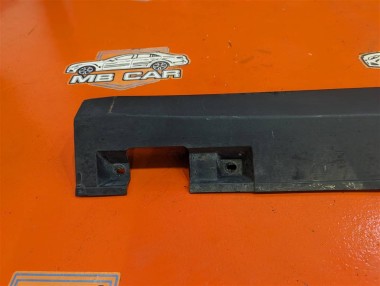 Порог пластиковый левый MERCEDES-BENZ M-класс W164 (2005 - 2008) — Разборка Мерседес