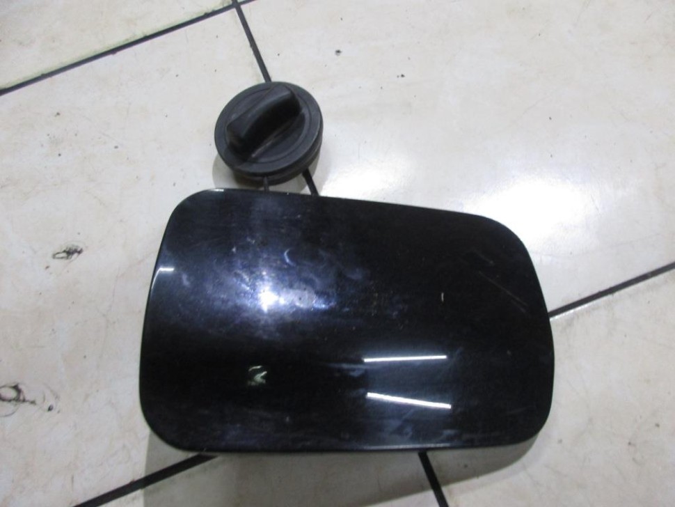 Лючок топливного бака MERCEDES-BENZ S-класс W220 (1998 - 2005) фото 1 — Разборка Мерседес