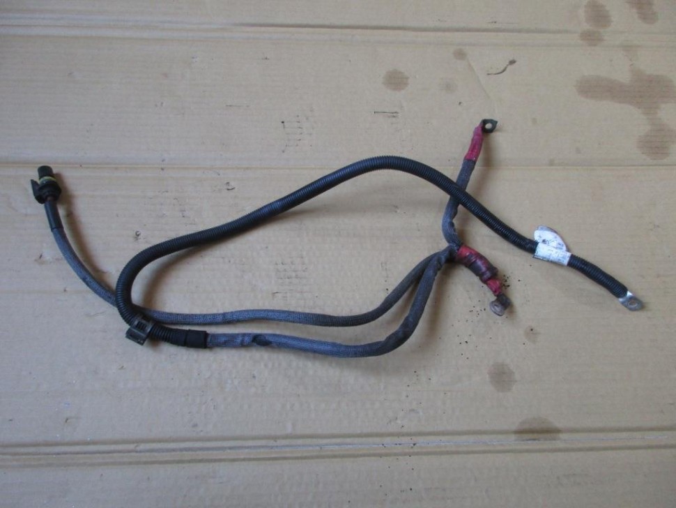 Провод стартера MERCEDES-BENZ M-класс W164 (2005 - 2008) фото 1 — Разборка Мерседес