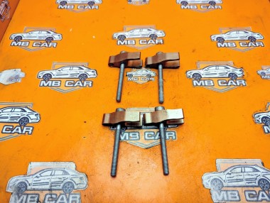 Кронштейн крепления форсунок MERCEDES-BENZ E-класс W213/S213/C238/A238 (2016 - 2021) &mdash; Разборка Мерседес