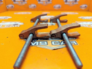 Кронштейн крепления форсунок MERCEDES-BENZ E-класс W213/S213/C238/A238 (2016 - 2021) &mdash; Разборка Мерседес