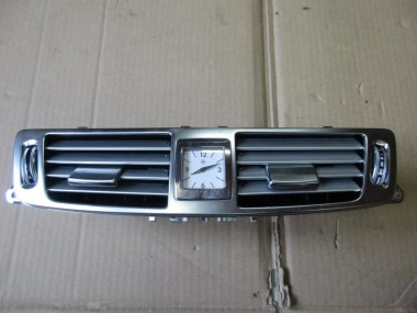 Воздуховод центральный MERCEDES-BENZ CLS-класс C218/X218 (2010 - 2014) — Разборка Мерседес