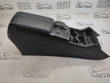 Подлокотник MERCEDES-BENZ GLE-класс W166 (2015 - 2018) — Разборка Мерседес