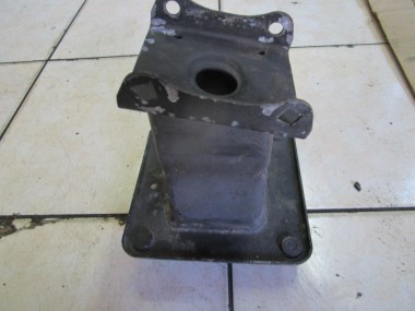 Кронштейн усилителя заднего бампера MERCEDES-BENZ GL-класс X164 (2006 - 2009) — Разборка Мерседес