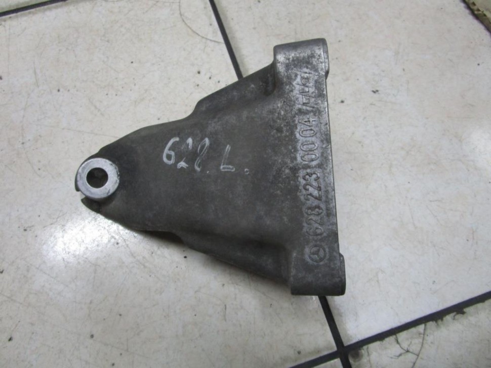 Лапа левая MERCEDES-BENZ S-класс W220 (1998 - 2005) фото 1 — Разборка Мерседес