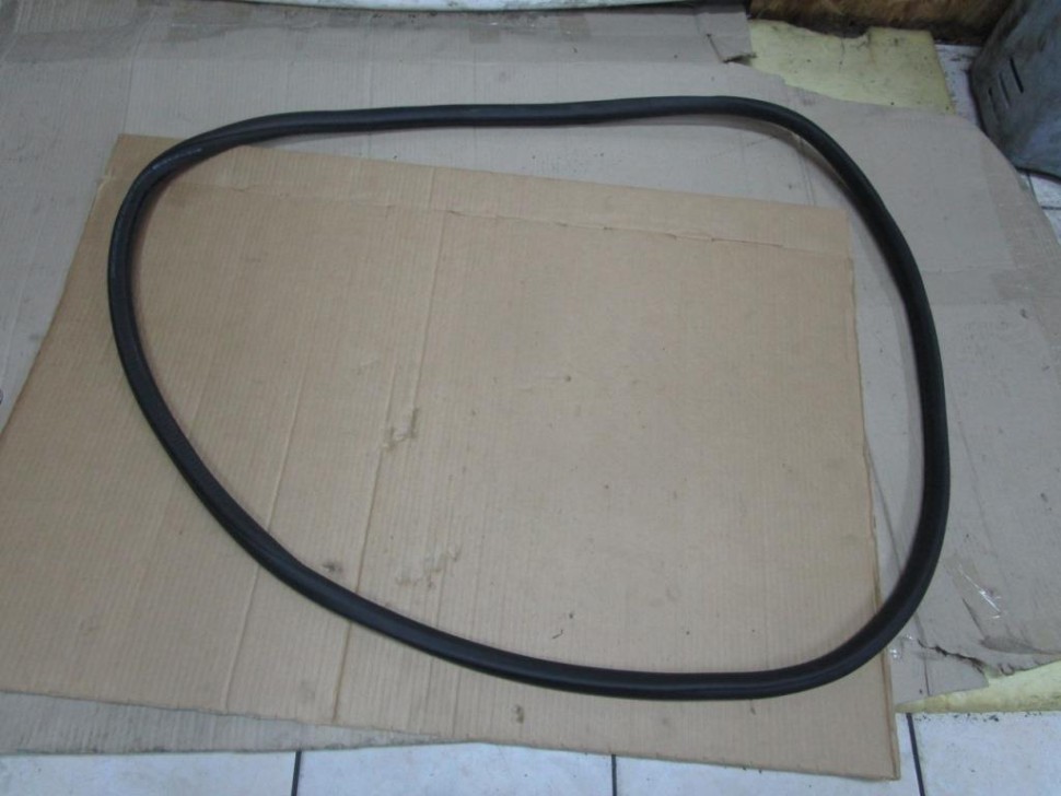 Уплотнитель дверного проема ( на кузове ) MERCEDES-BENZ A-класс AMG W177 (2019 - 2023) фото 1 — Разборка Мерседес