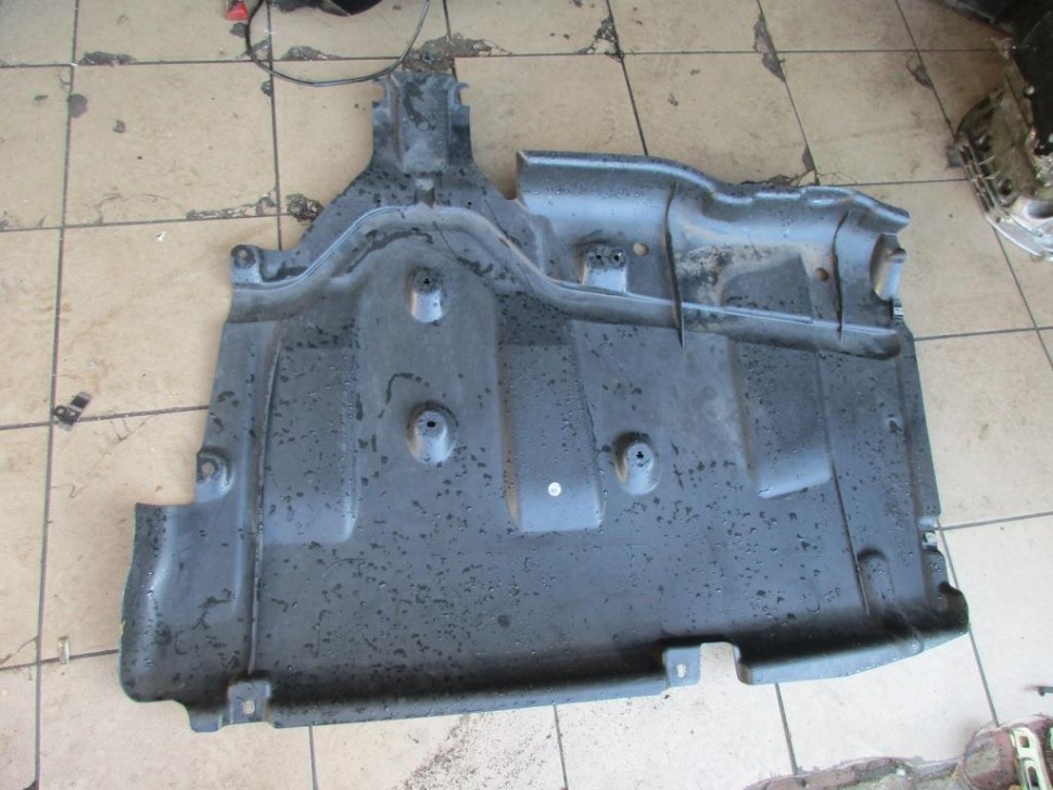 Защита днища MERCEDES-BENZ S-класс W222/C217/A217 (2013 - 2017) фото 1 — Разборка Мерседес