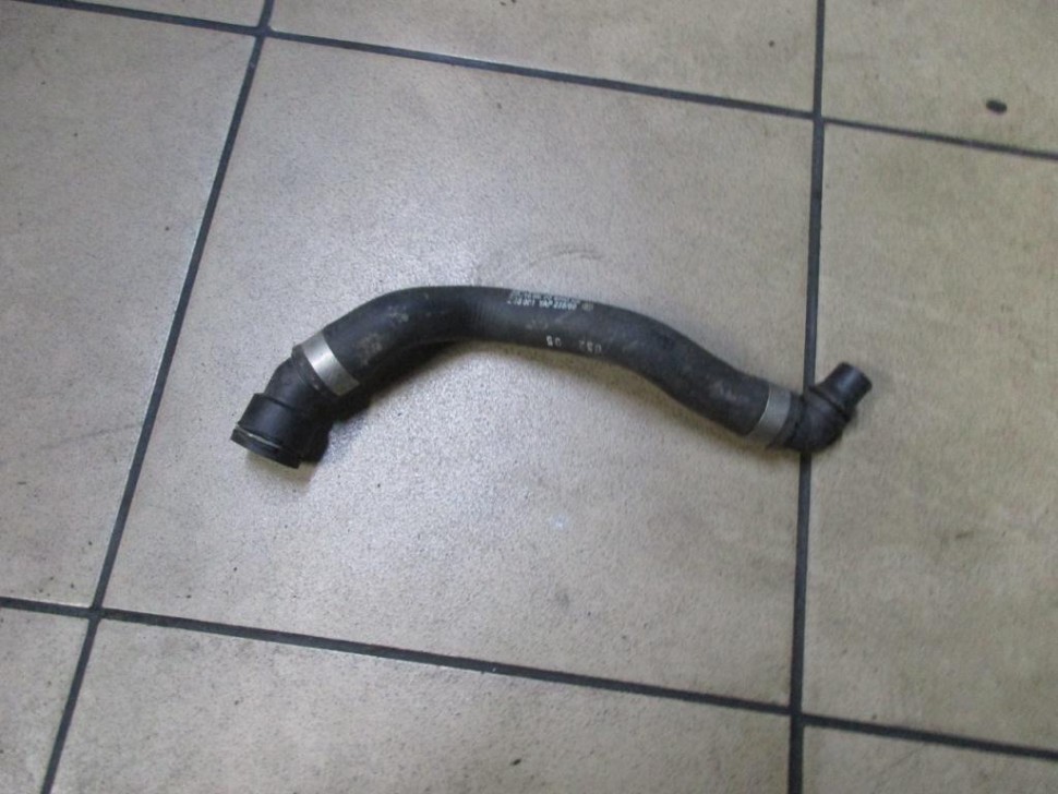 Патрубок ОЖ MERCEDES-BENZ E-класс W211/S211 (2002 - 2006) фото 1 — Разборка Мерседес