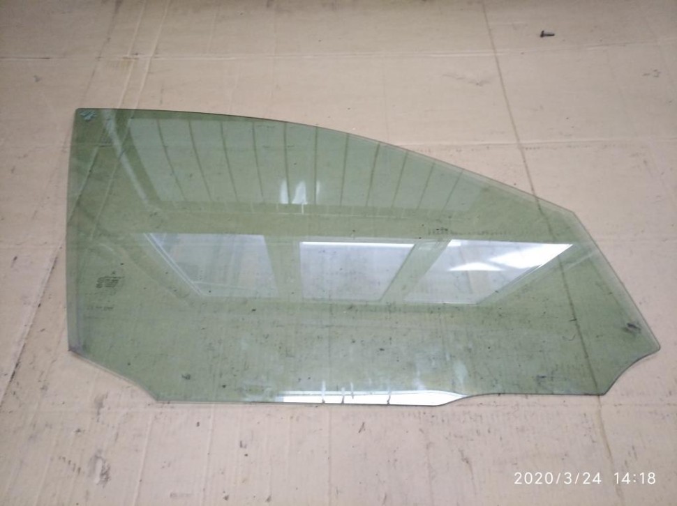 Стекло переднее правое MERCEDES-BENZ C-класс W204/S204/С204 рестайлинг (2011 - 2015) фото 1 — Разборка Мерседес