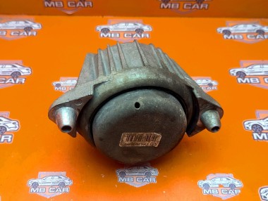 Опора двигателя MERCEDES-BENZ E-класс W212/S212/C207/A207 (2009 - 2013) — Разборка Мерседес