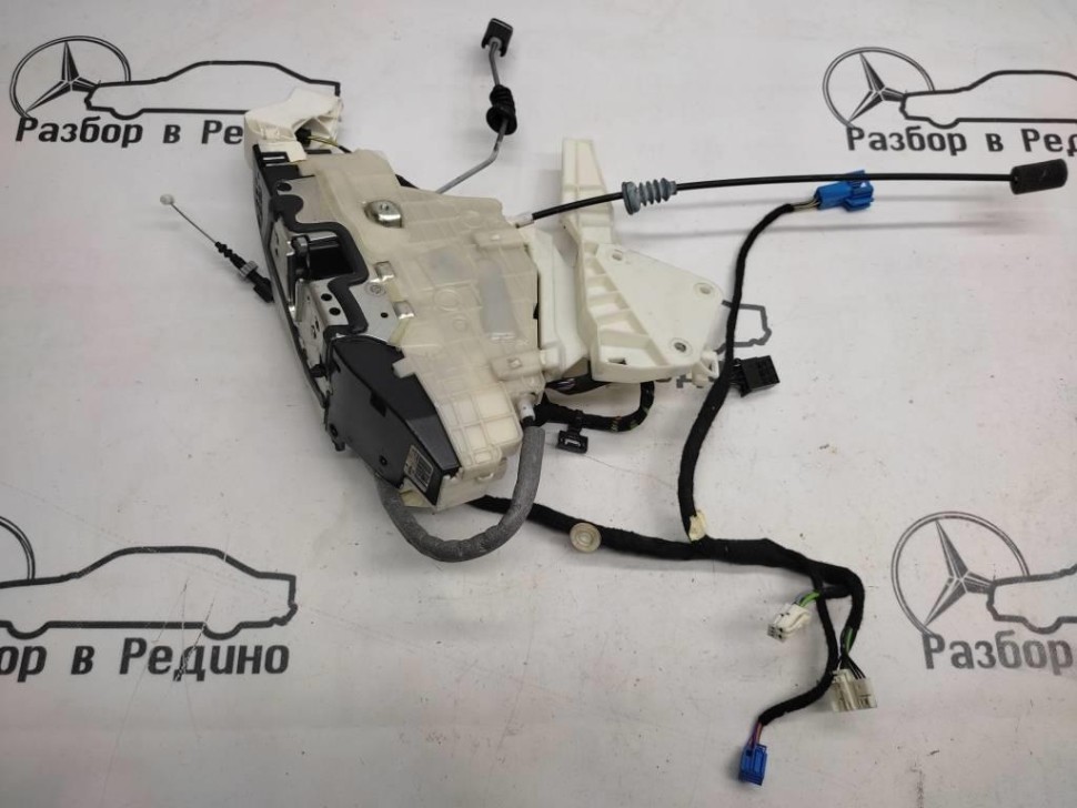 Замок двери задней левой MERCEDES-BENZ S-класс W221 рестайлинг (2009 - 2013) фото 1 — Разборка Мерседес
