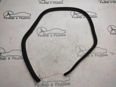 Уплотнитель моторного отсека MERCEDES-BENZ E-класс W211/S211 (2002 - 2006) — Разборка Мерседес