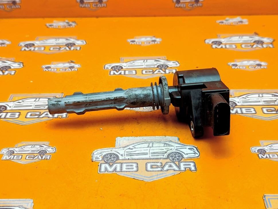 Катушка зажигания MERCEDES-BENZ C-класс W203/S203/CL203 рестайлинг (2004 - 2008) фото 1 — Разборка Мерседес