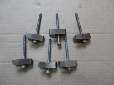 Кронштейн крепления форсунок MERCEDES-BENZ E-класс W211/S211 (2002 - 2006) — Разборка Мерседес