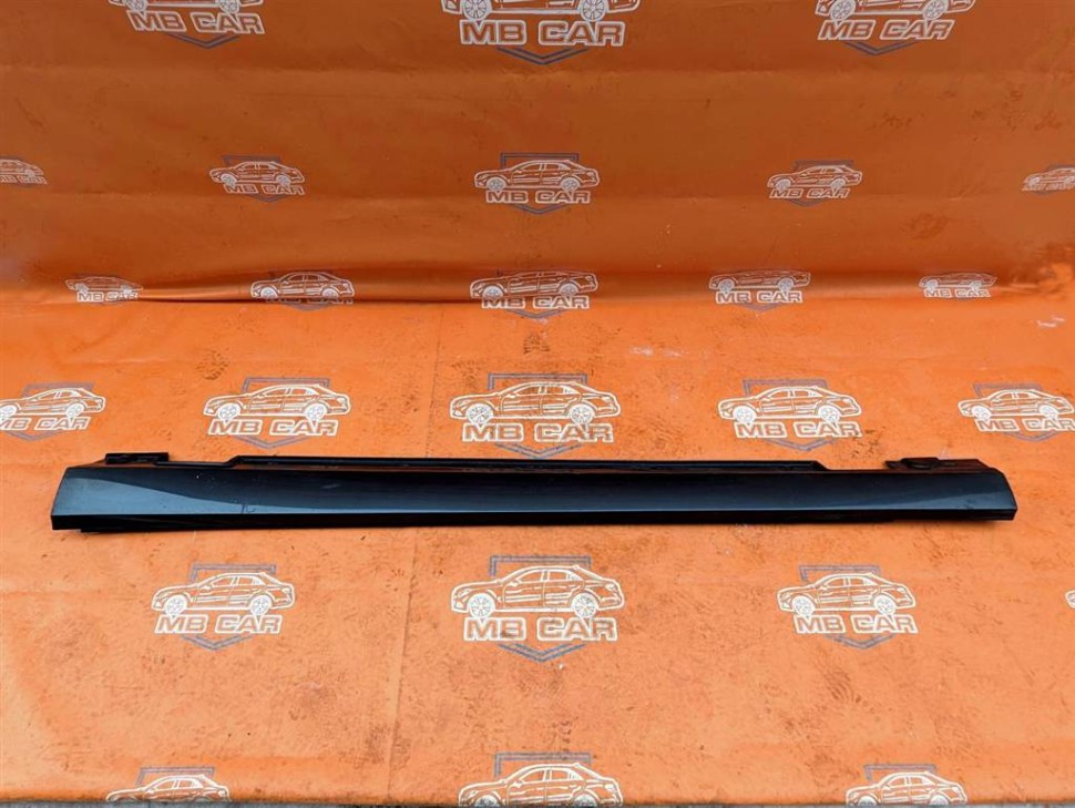 Порог пластиковый левый MERCEDES-BENZ E-класс W212/S212/C207/A207 (2009 - 2013) фото 1 — Разборка Мерседес