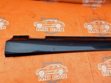 Порог пластиковый левый MERCEDES-BENZ E-класс W212/S212/C207/A207 (2009 - 2013) — Разборка Мерседес