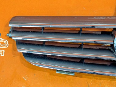 Решетка радиатора MERCEDES-BENZ CLK-класс C209/A209 (2002 - 2005) — Разборка Мерседес