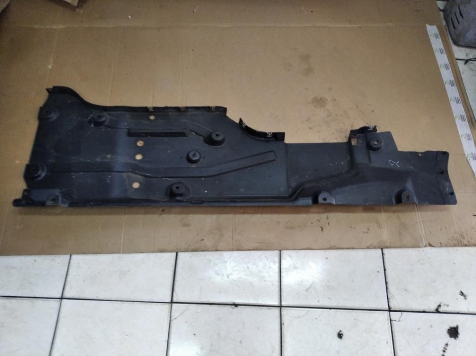 Защита днища MERCEDES-BENZ GLE-класс W166 (2015 - 2018) фото 1 — Разборка Мерседес