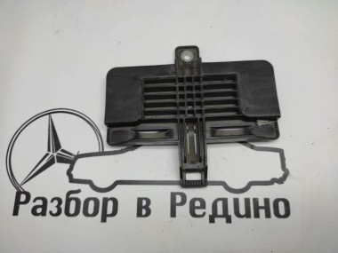 Крышка АКБ MERCEDES-BENZ Sprinter W906 (2006 - 2019) — Разборка Мерседес