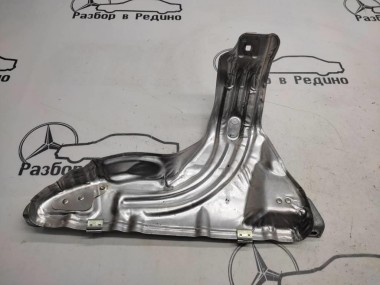 Защитный экран MERCEDES-BENZ E-класс W213/S213/C238/A238 (2016 - 2021) — Разборка Мерседес