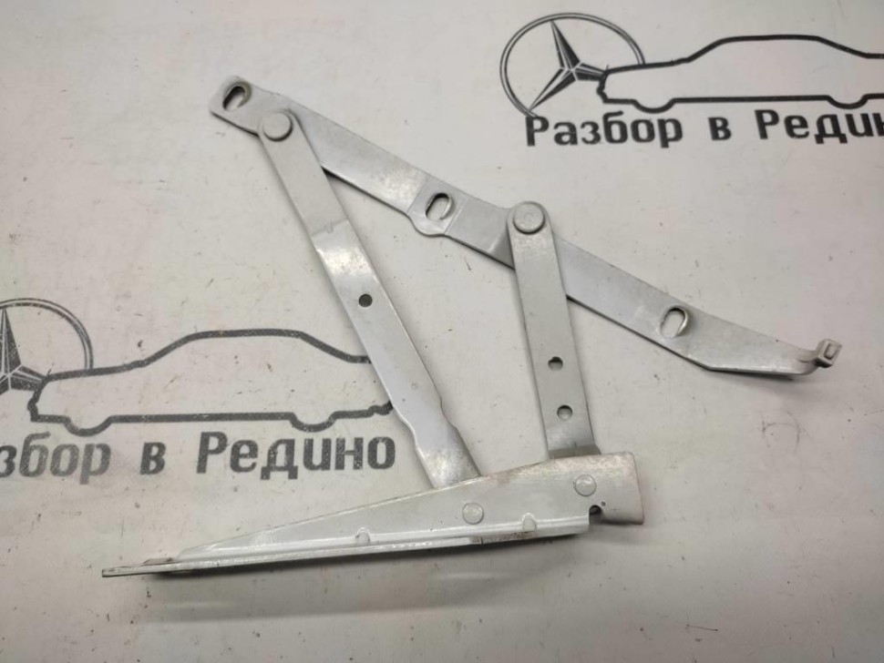 Петля капота MERCEDES-BENZ V-class W638 фото 1 — Разборка Мерседес