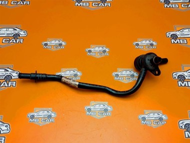 Трубка вентиляции картерных газов MERCEDES-BENZ C-класс W204/S204 (2006 - 2011) — Разборка Мерседес