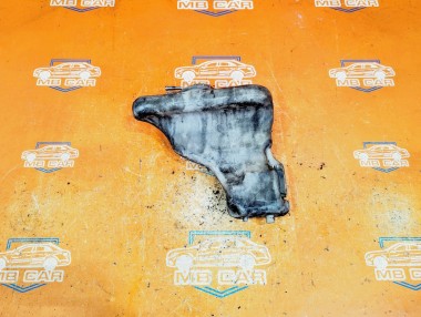 Бачок омывателя MERCEDES-BENZ E-класс W124/S124/C124/A124 (1984 - 1997) — Разборка Мерседес