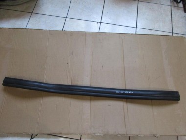 Уплотнитель моторного отсека MERCEDES-BENZ M-класс W166 (2011 - 2015) — Разборка Мерседес