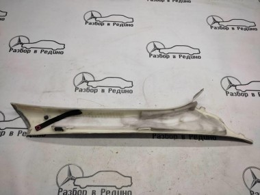 Накладка передней стойки MERCEDES-BENZ R-класс W251 (2005 - 2007) — Разборка Мерседес