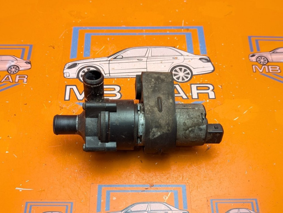 Насос циркуляционный MERCEDES-BENZ M-класс W163 (1997 - 2001) фото 1 &mdash; Разборка Мерседес