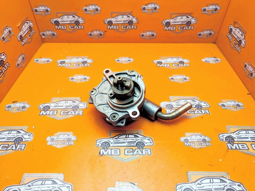 Насос вакуумный MERCEDES-BENZ E-класс W210/S210 рестайлинг (1999 - 2003) фото 1 — Разборка Мерседес