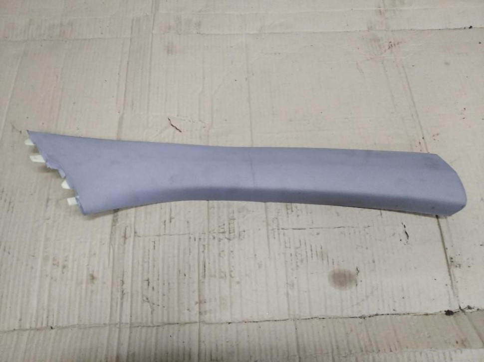 Накладка передней стойки MERCEDES-BENZ C-класс W203/S203/CL203 рестайлинг (2004 - 2008) фото 1 — Разборка Мерседес