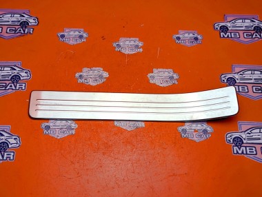 Накладка порога внутренняя MERCEDES-BENZ C-класс W204/S204 (2006 - 2011) — Разборка Мерседес