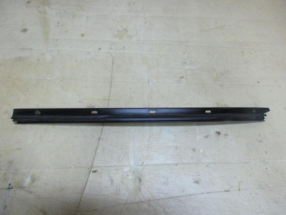 Планка крепежная MERCEDES-BENZ CLK-класс C208/A208 (1997 - 2000) фото 1 — Разборка Мерседес