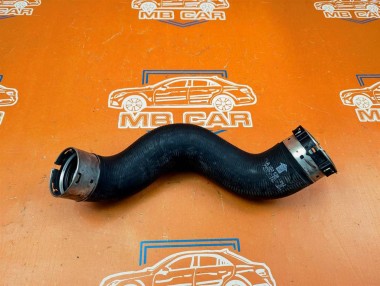 Патрубок интеркулера MERCEDES-BENZ C-класс W204/S204/С204 рестайлинг (2011 - 2015) — Разборка Мерседес