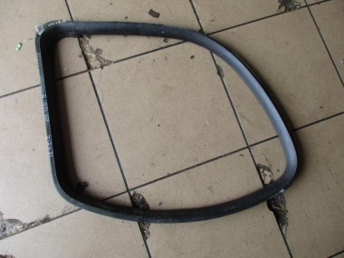 Уплотнитель стекла двери MERCEDES-BENZ GL-класс X164 (2006 - 2009) — Разборка Мерседес