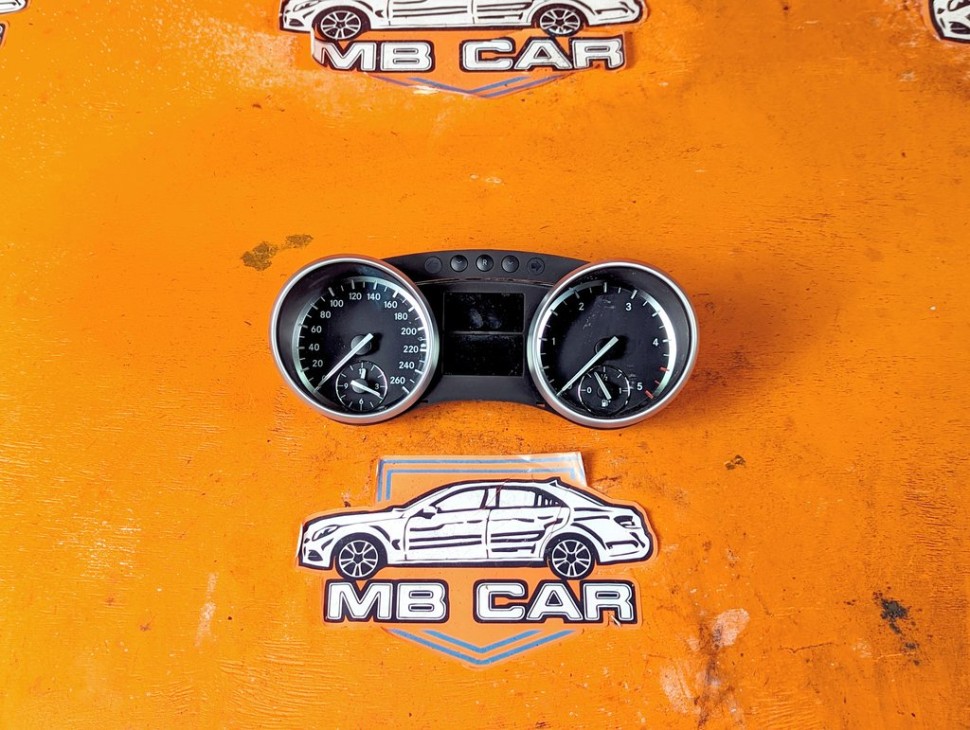 Щиток приборов MERCEDES-BENZ M-класс W164 рестайлинг (2008 - 2011) фото 1 &mdash; Разборка Мерседес