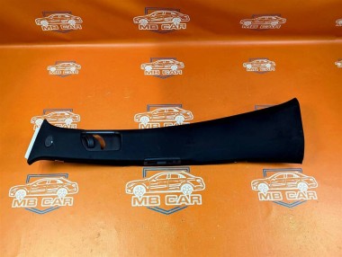 Накладка средней стойки MERCEDES-BENZ R-класс W251 (2005 - 2007) — Разборка Мерседес