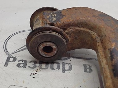 Рычаг передний нижний правый MERCEDES-BENZ V-класс W639 (2003 - 2014) — Разборка Мерседес