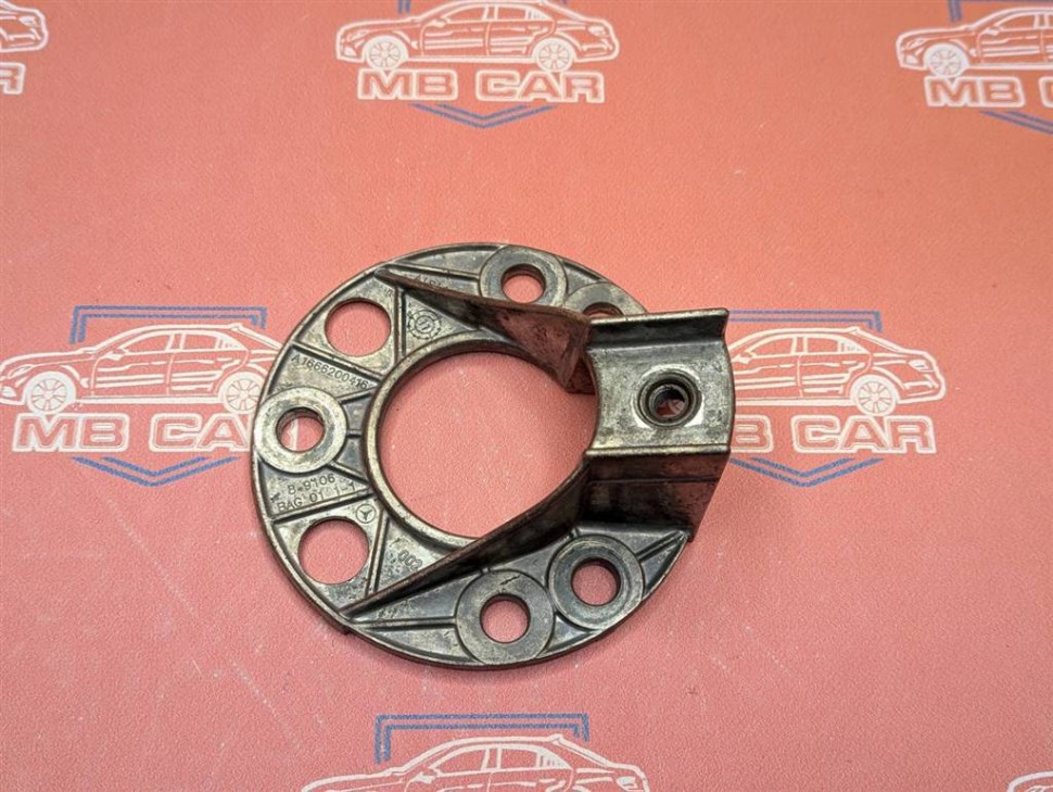 Кронштейн MERCEDES-BENZ GL-класс X166 (2012 - 2016) фото 1 — Разборка Мерседес