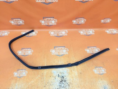 Уплотнители дверей MERCEDES-BENZ CLK-класс C209/W209 (2002 - 2005) — Разборка Мерседес