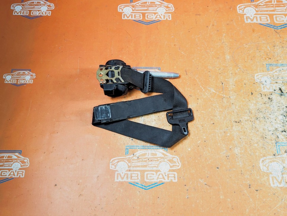 Ремень безопасности передний правый MERCEDES-BENZ E-класс W124/S124/C124/A124 (1984 - 1997) фото 1 — Разборка Мерседес