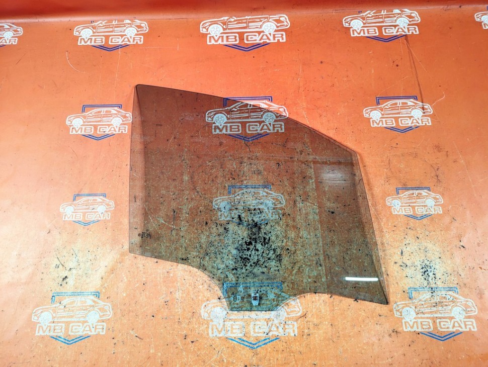 Стекло переднее правое MERCEDES-BENZ A-класс W168 (1997 - 2001) фото 1 — Разборка Мерседес