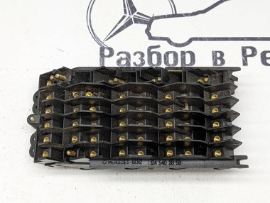 Блок предохранителей MERCEDES-BENZ W124 W124/S124/C124/A124 (1984 - 1993) — Разборка Мерседес